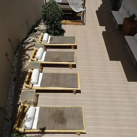 Ξενοδοχείο με διαμερίσματα Club Aida
