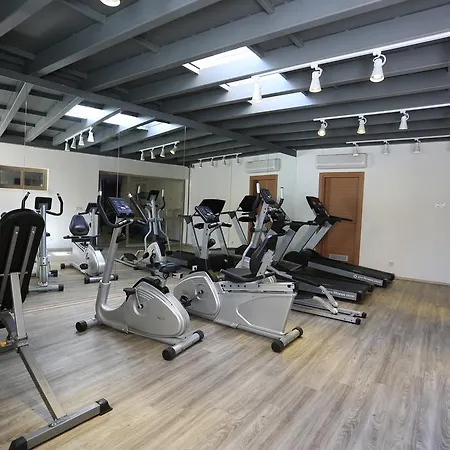 Ξενοδοχείο με διαμερίσματα Club Aida Μαρμαρίς