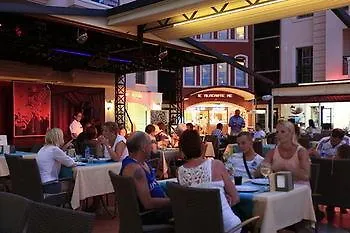 Ξενοδοχείο με διαμερίσματα Club Aida 4*