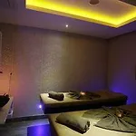 Club Aida